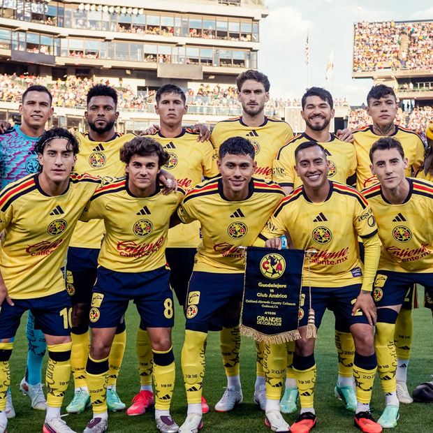 Jugadores del América durante un partido de amistoso en Estados Unidos